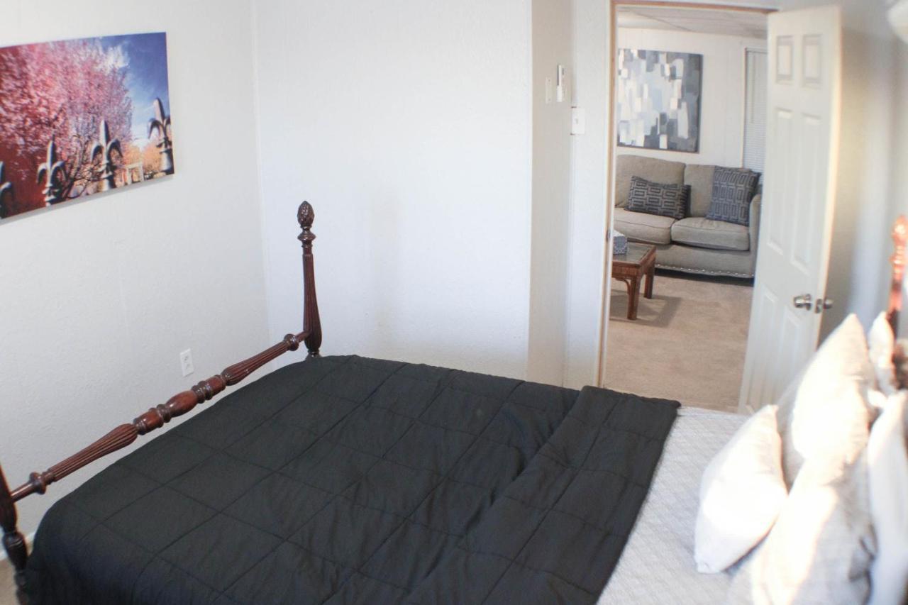 פיטסבורג California Ave - 2 Bedroom - Home Away From Home! מראה חיצוני תמונה