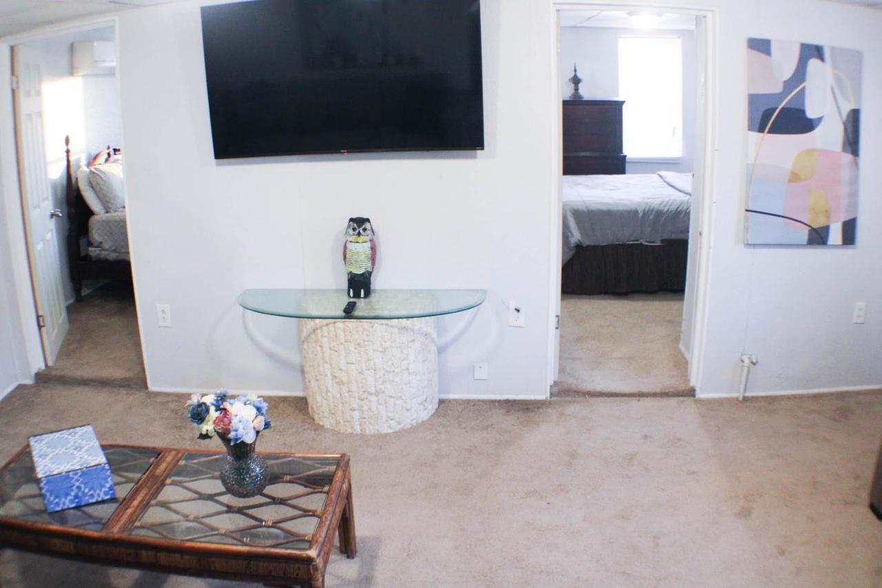 פיטסבורג California Ave - 2 Bedroom - Home Away From Home! מראה חיצוני תמונה