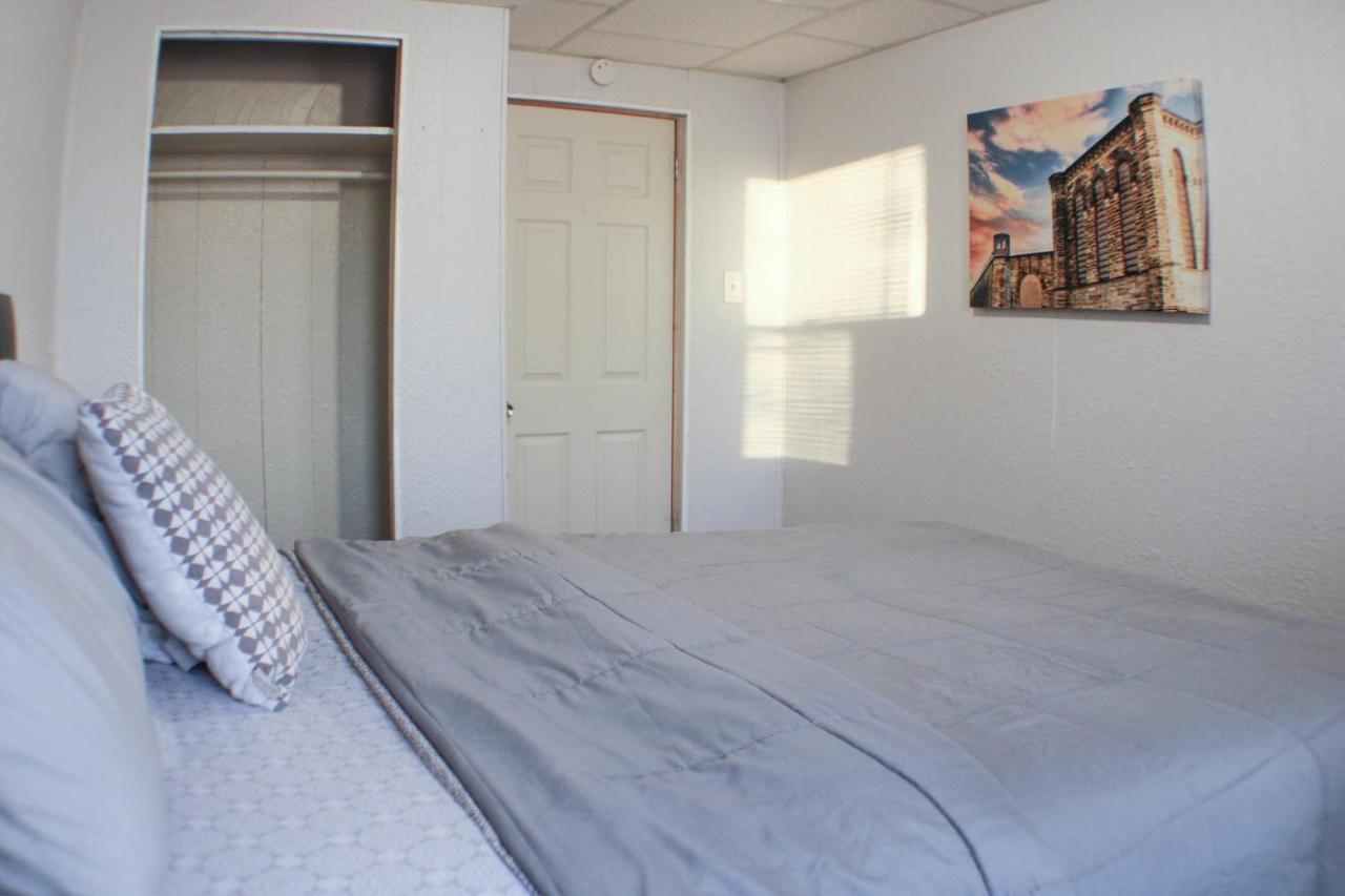 פיטסבורג California Ave - 2 Bedroom - Home Away From Home! מראה חיצוני תמונה