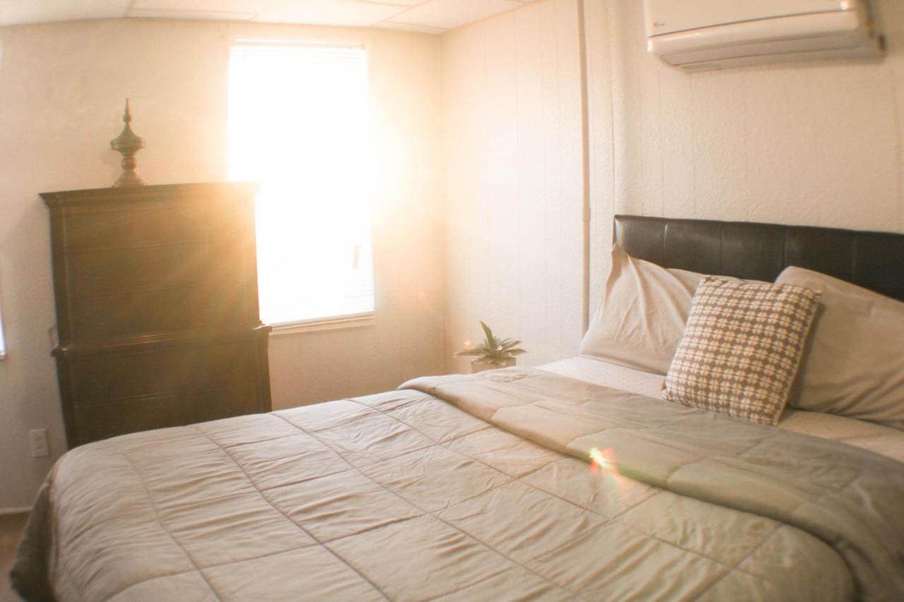 פיטסבורג California Ave - 2 Bedroom - Home Away From Home! מראה חיצוני תמונה